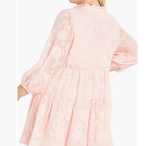ELOQUII Tiered 3/4 Sleeve Dress in Pink - Picture 4 of 6